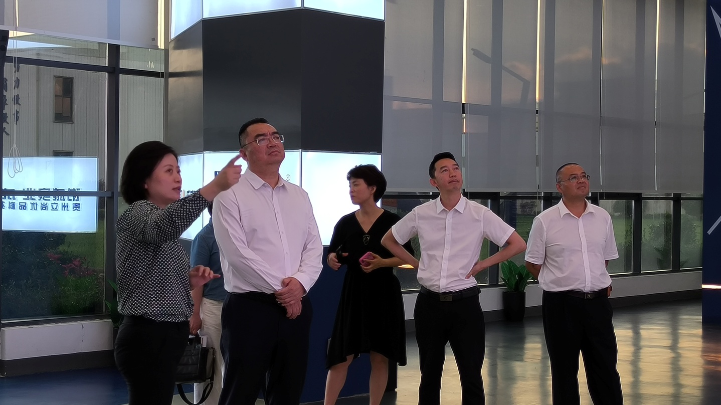 8月10日，安旅集團董事長吳宏建到公司調(diào)研3.jpg